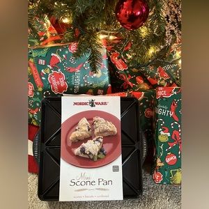 Nordic Ware 16 Mini Scone Pan